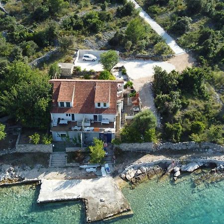 Apartments Lucin Veliki Drvenik Εξωτερικό φωτογραφία